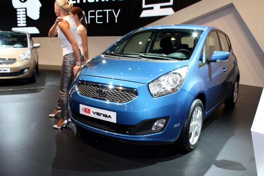  Kia Venga 2010 года  (фото 140 из 199)